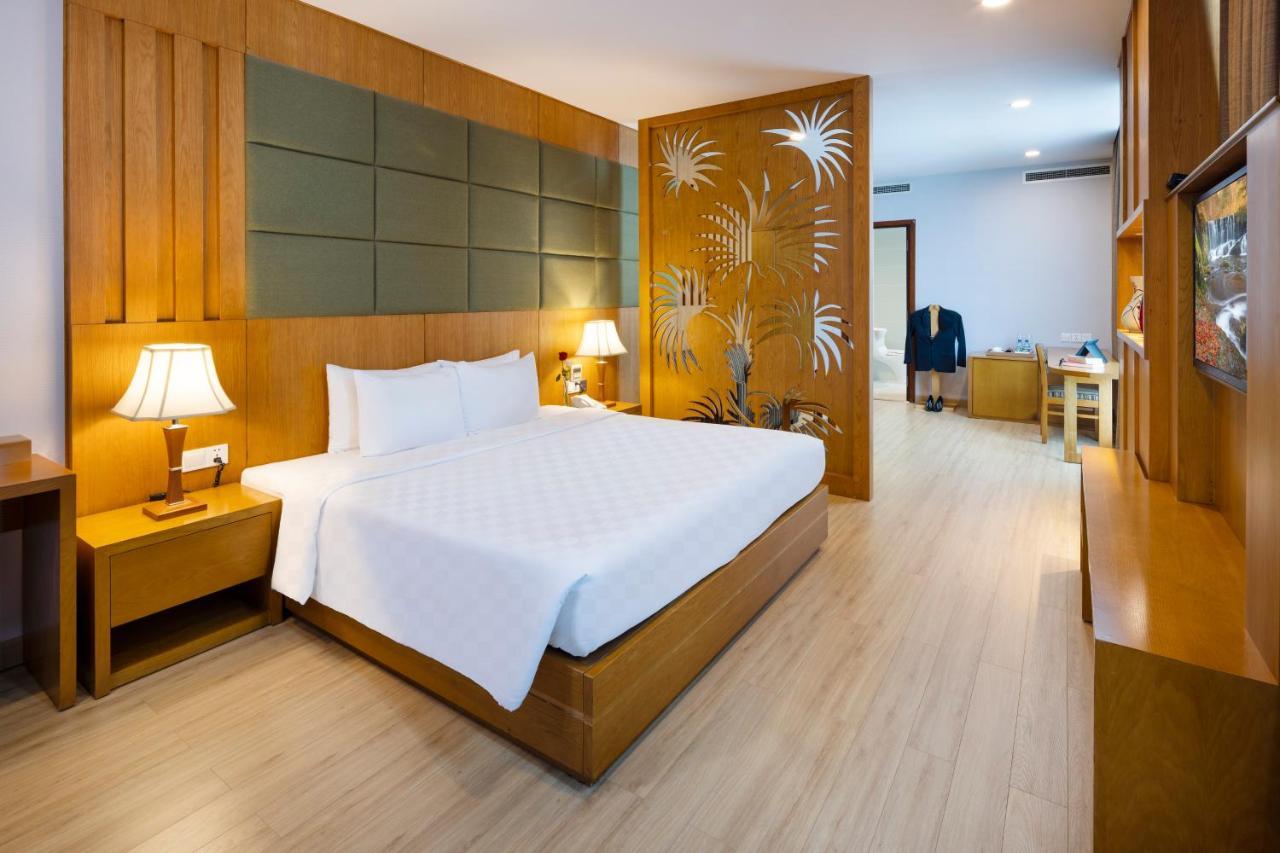 Eden Star Saigon Hotel Ho Şi Min Exterior foto