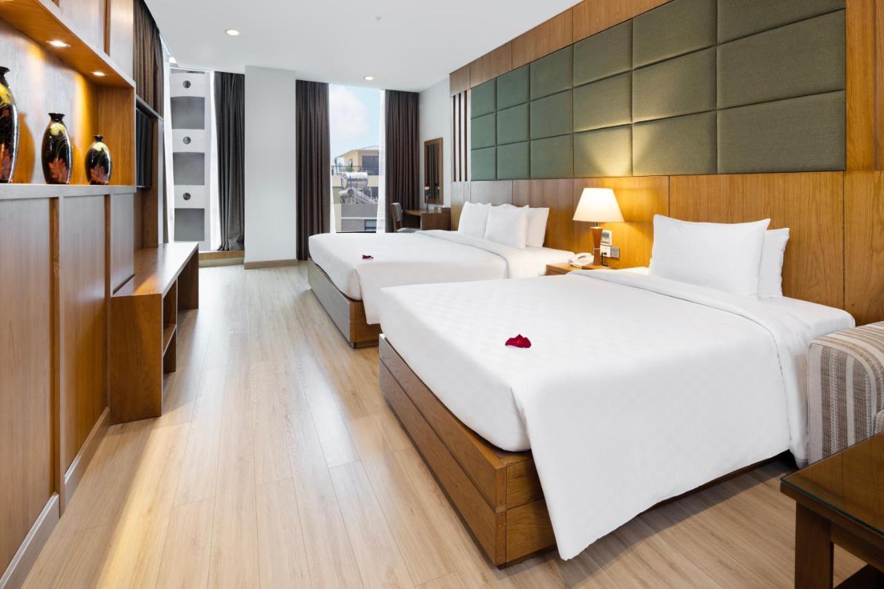Eden Star Saigon Hotel Ho Şi Min Exterior foto