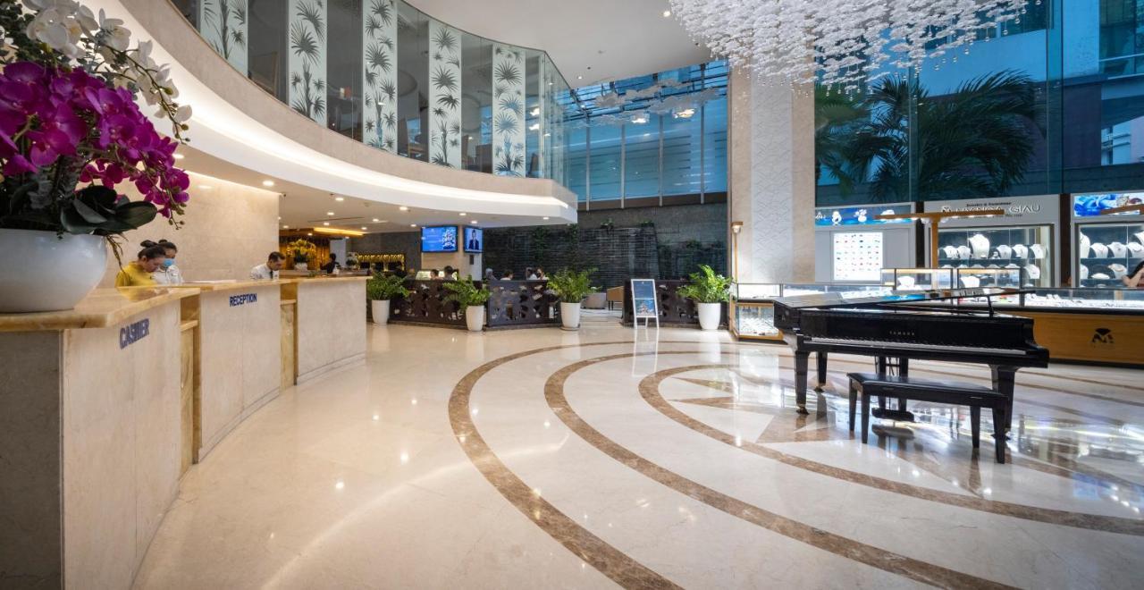 Eden Star Saigon Hotel Ho Şi Min Exterior foto
