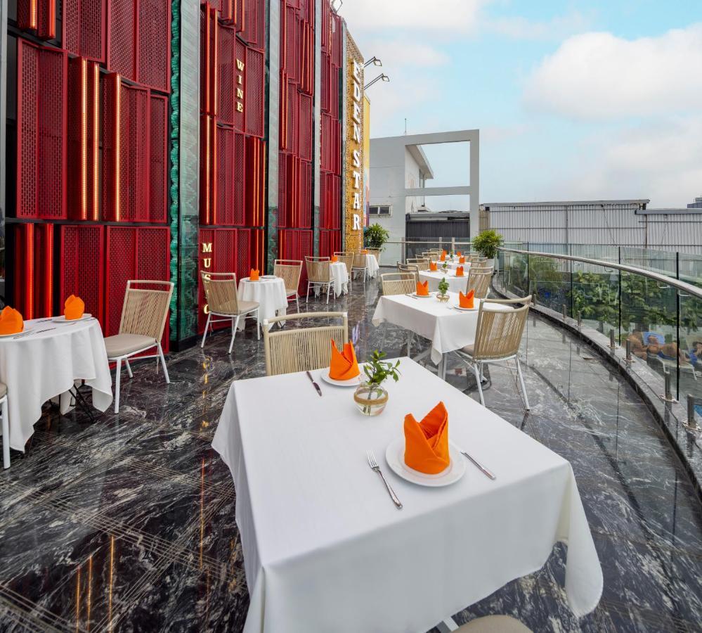 Eden Star Saigon Hotel Ho Şi Min Exterior foto