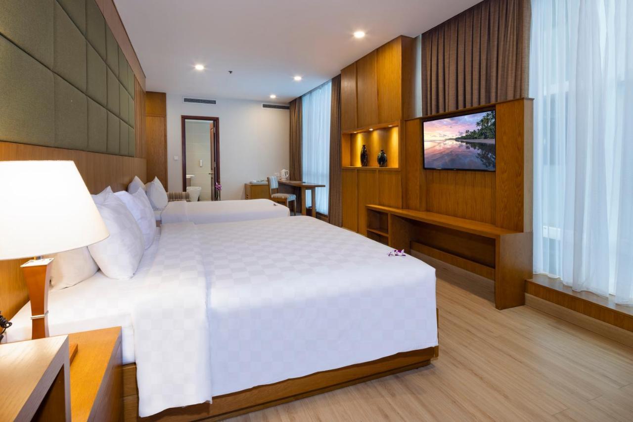 Eden Star Saigon Hotel Ho Şi Min Exterior foto