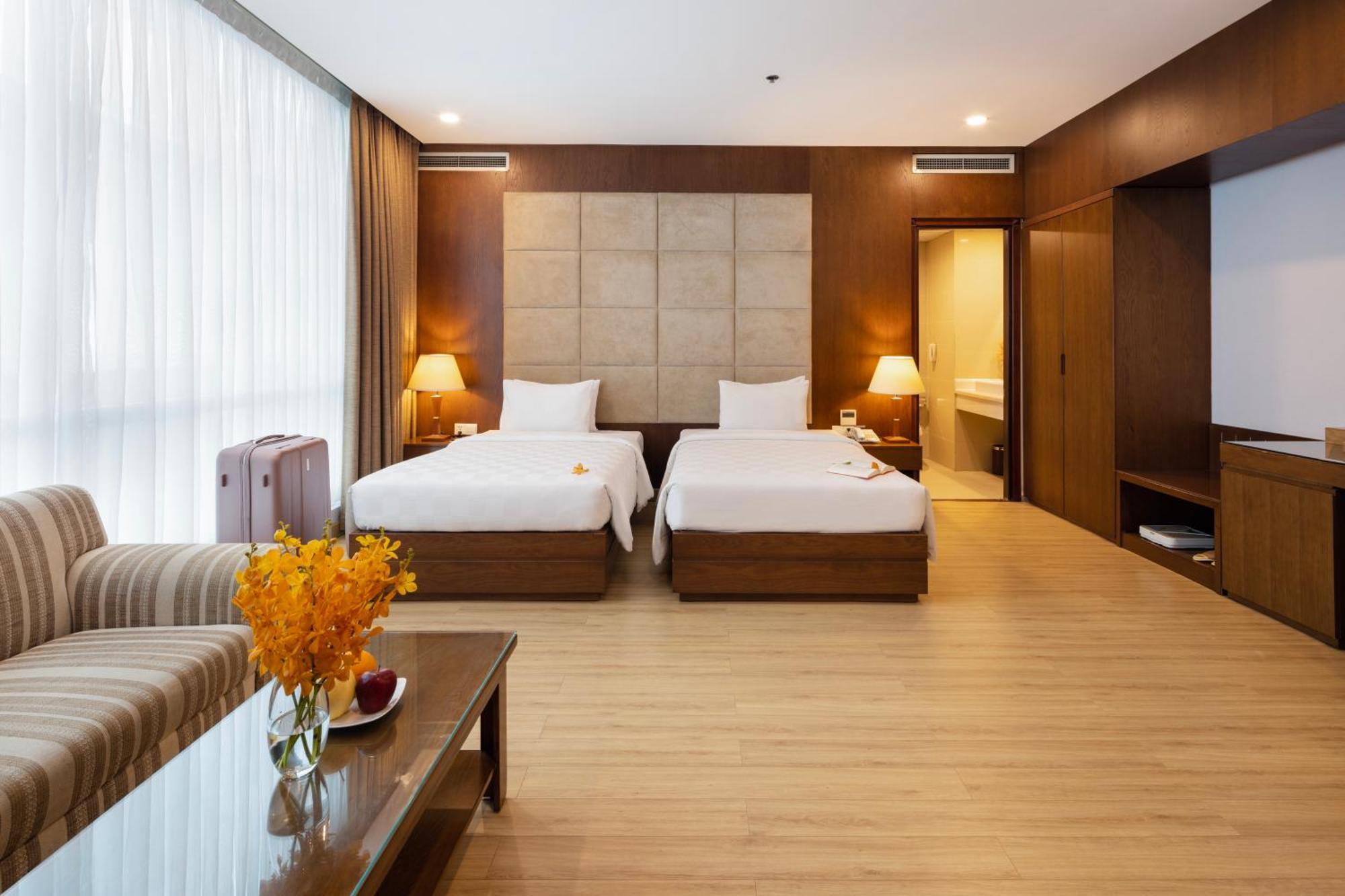 Eden Star Saigon Hotel Ho Şi Min Exterior foto