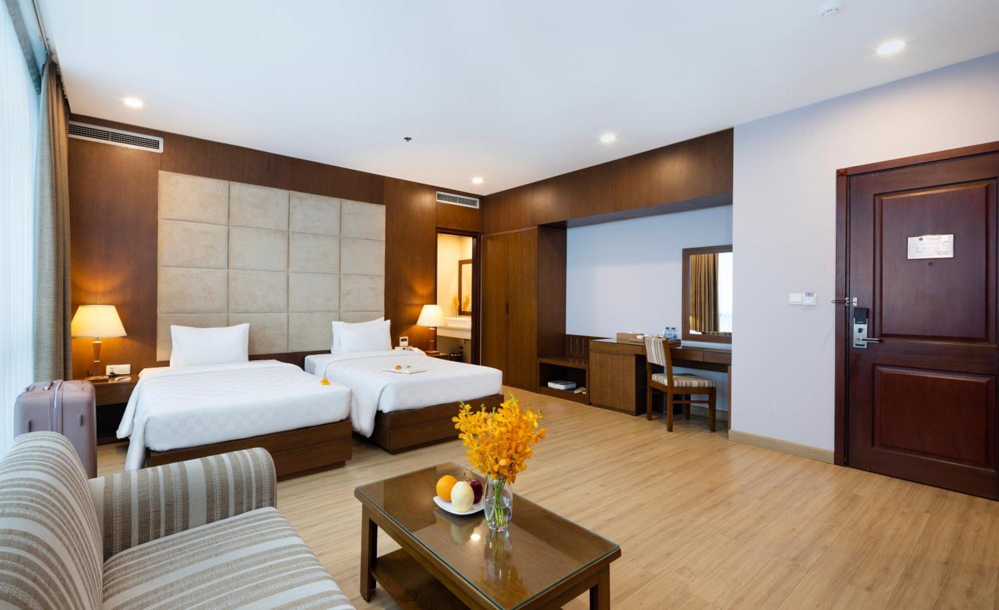 Eden Star Saigon Hotel Ho Şi Min Exterior foto